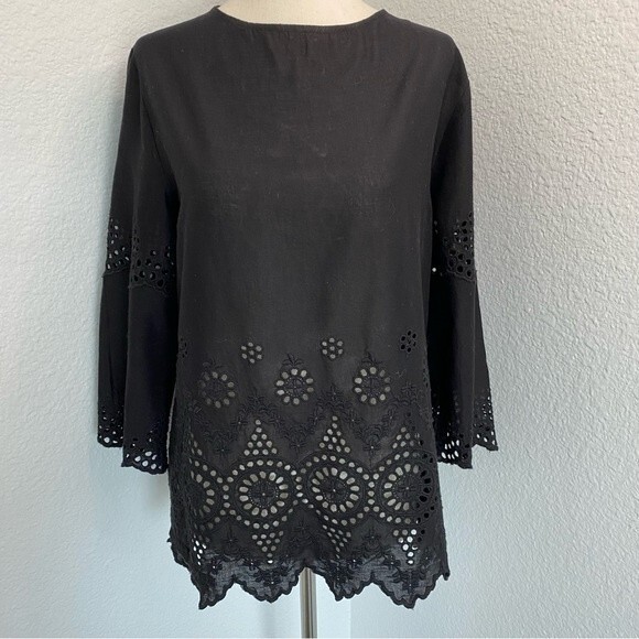 NWOT Tommy Bahama Eyelet Lace Black 3/4 Sleeve Cut Out Crochet Look Top SZ L - Picture 1 of 10
